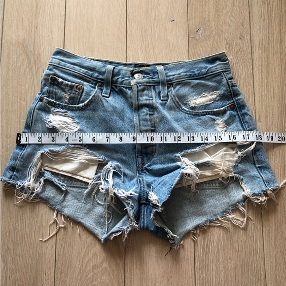 Levi’s 501 Distressed Jean Shorts Size 25 - Picture 10 of 12